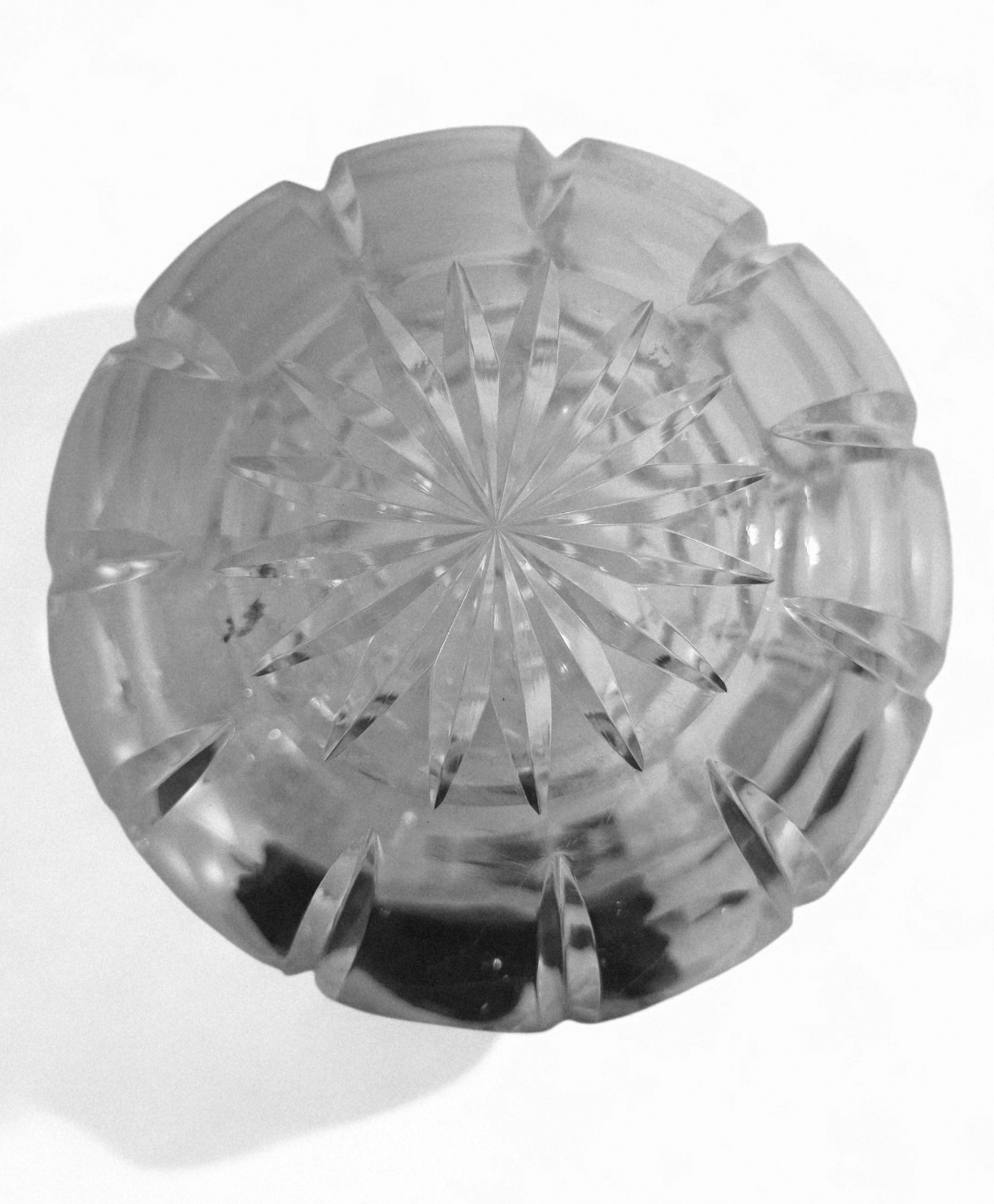 Cut crystal round vase