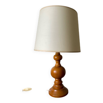 Lampe en bois vintage