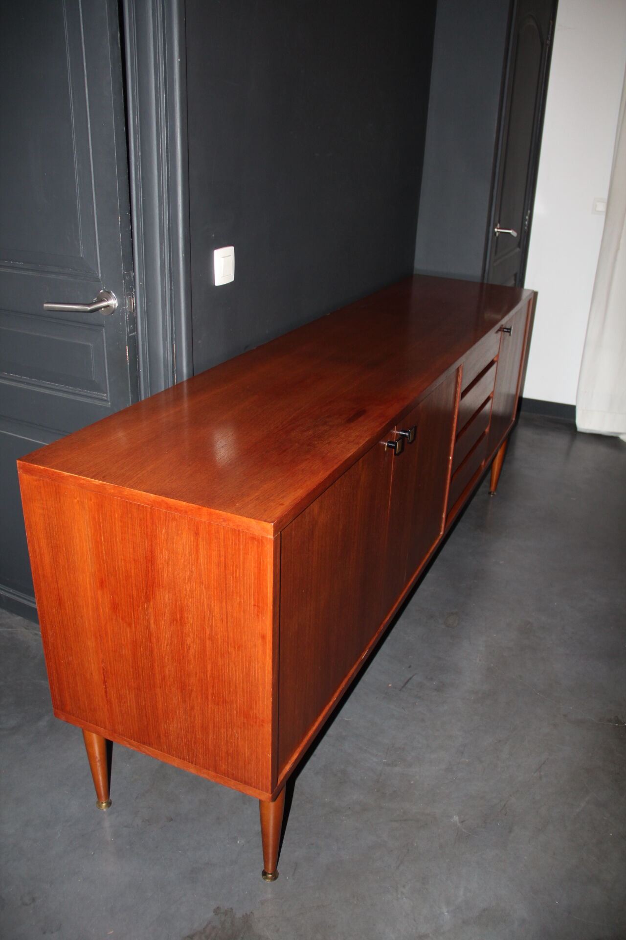 Large teak buffet thread