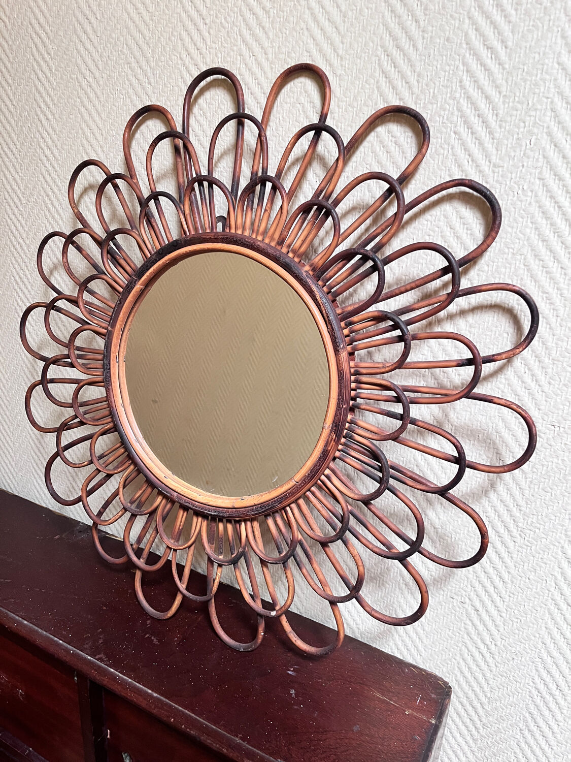 Miroir fleur rotin 3 rangées de pétales