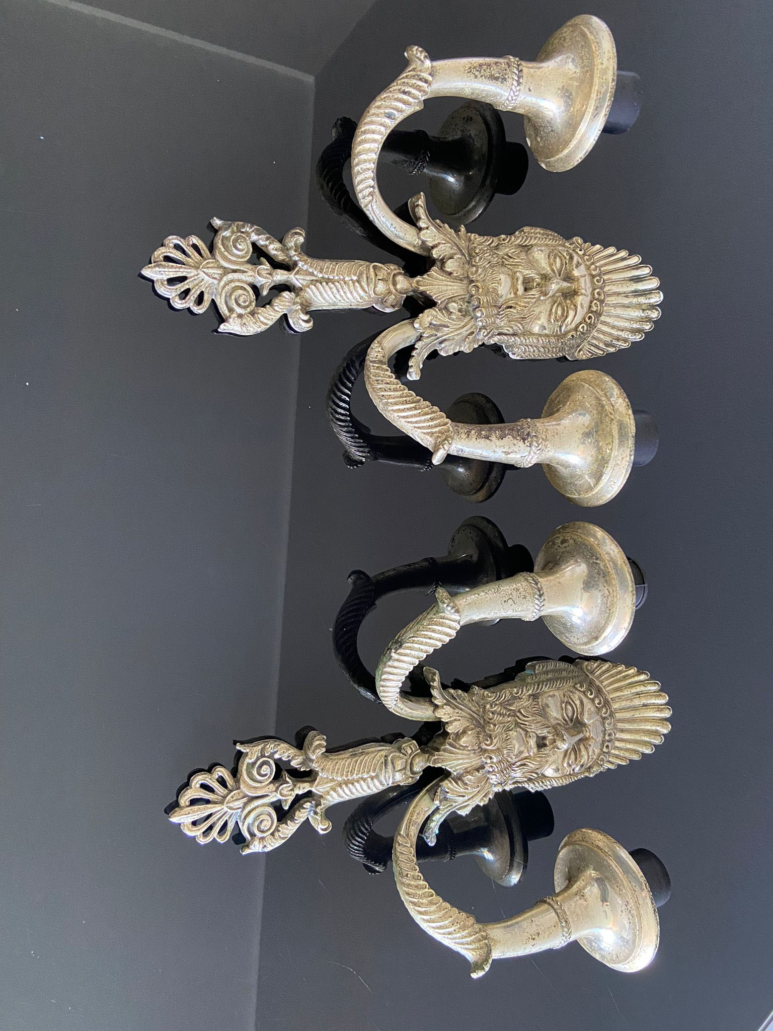 Wall lamp Mascherone Tragedia Greca in silver cast alloy