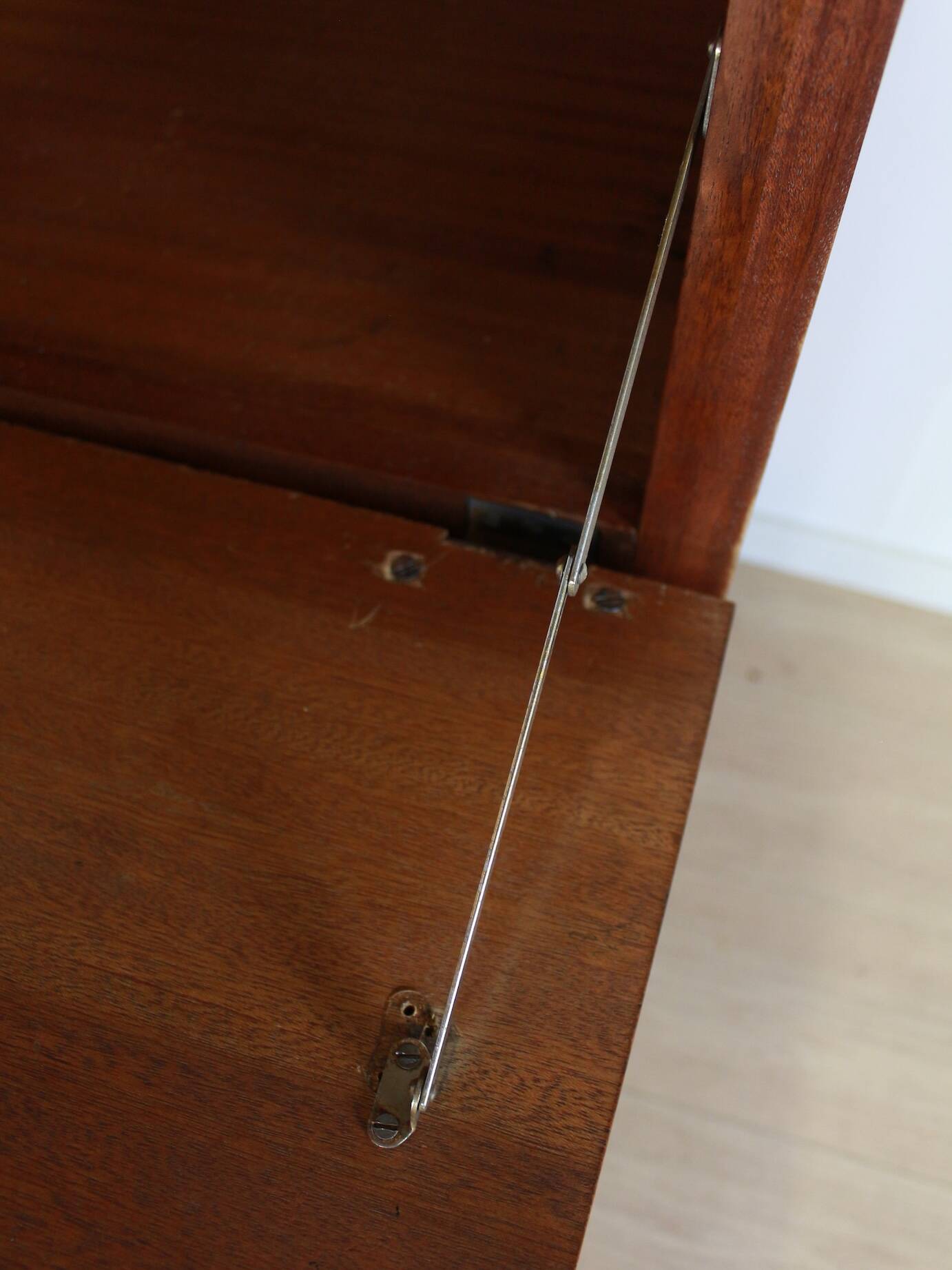 Cabinet – Pierre Guariche, Meurop