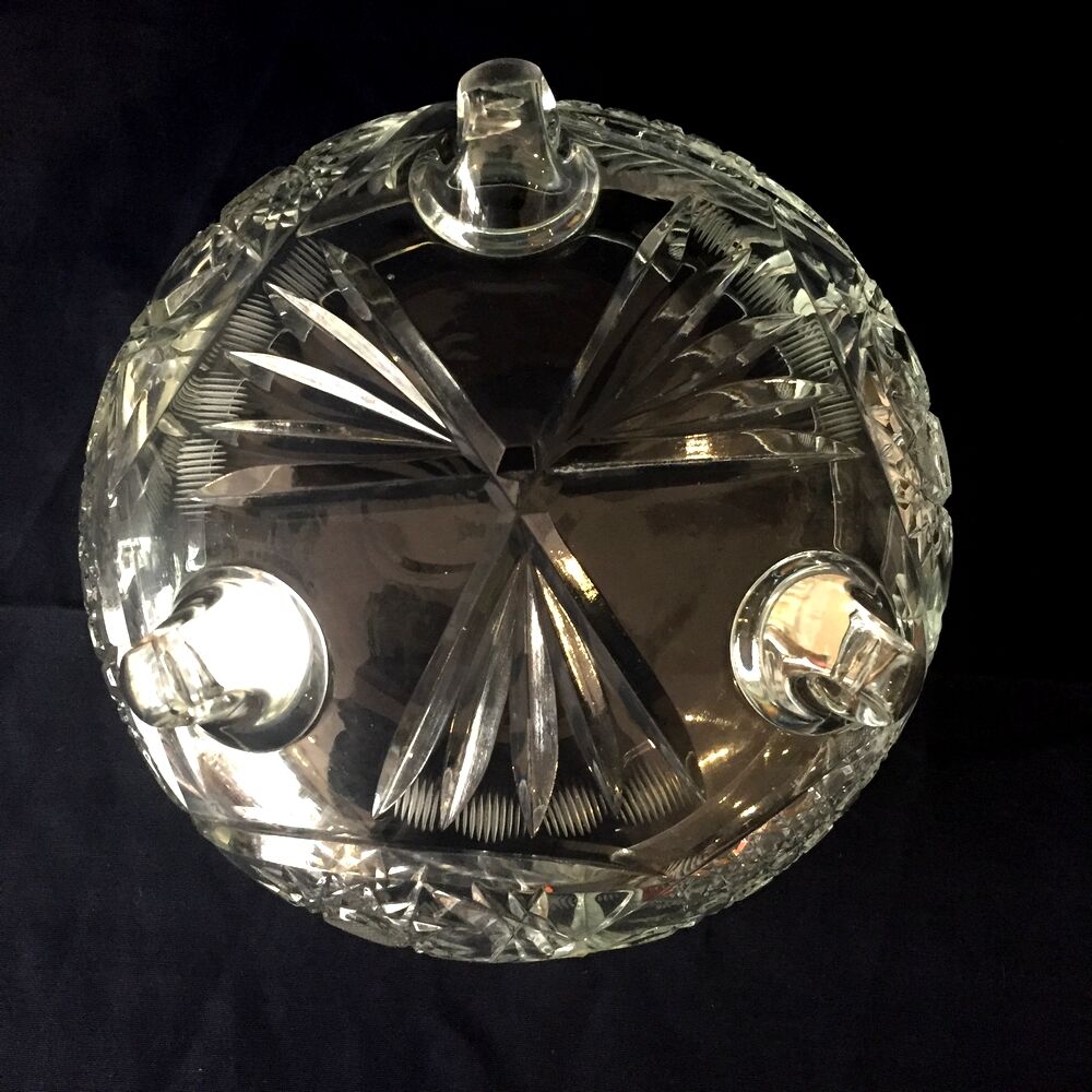 Cup or empty pocket on foot crystal size bohemian size