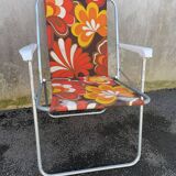 Foldable camping chair