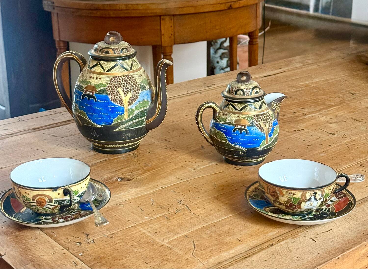 Vintage Japanese tea set, 12 cups and saucers.