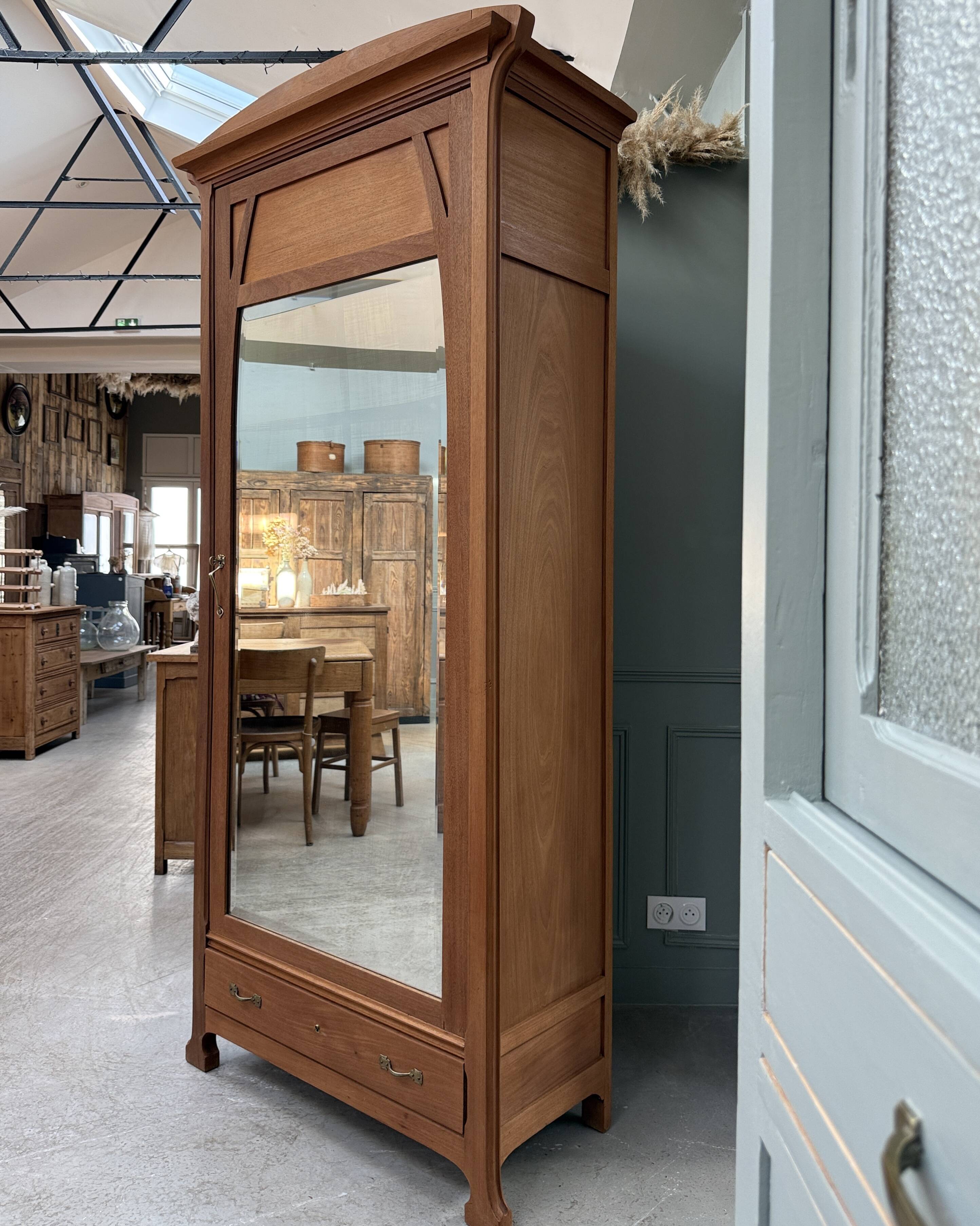 Large Art Nouveau cupboard (renovated)