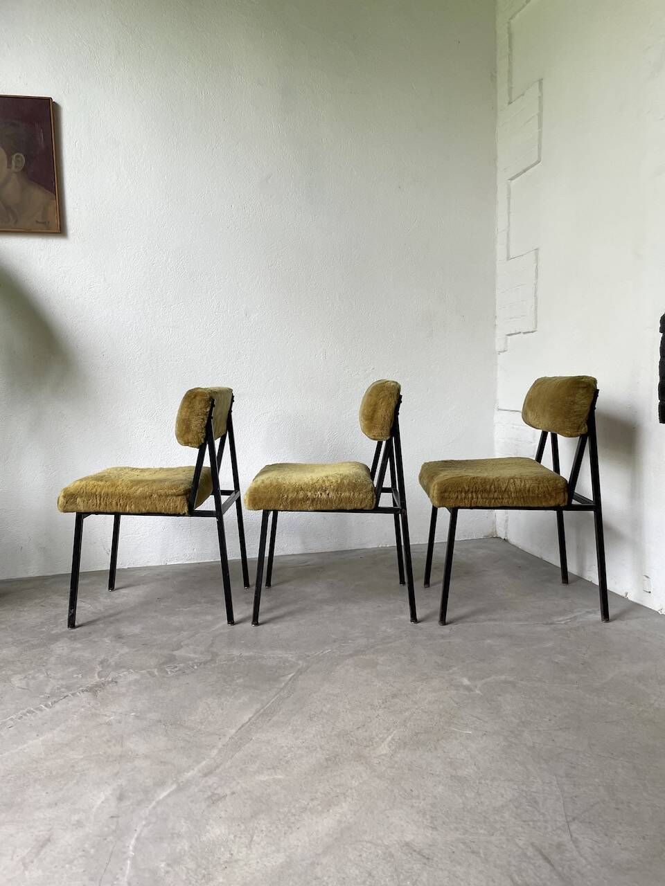 Set de trois chaises années 50