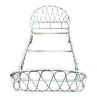 Rattan bed