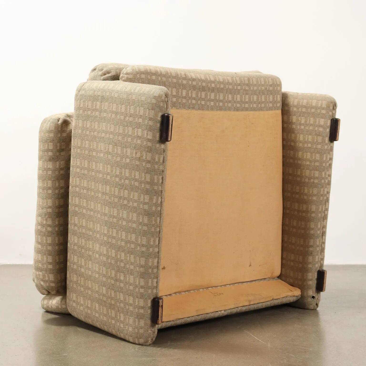 Paire de fauteuils C&C Coronado, design T. Scarpa, tissu vintage, années 1960-1970