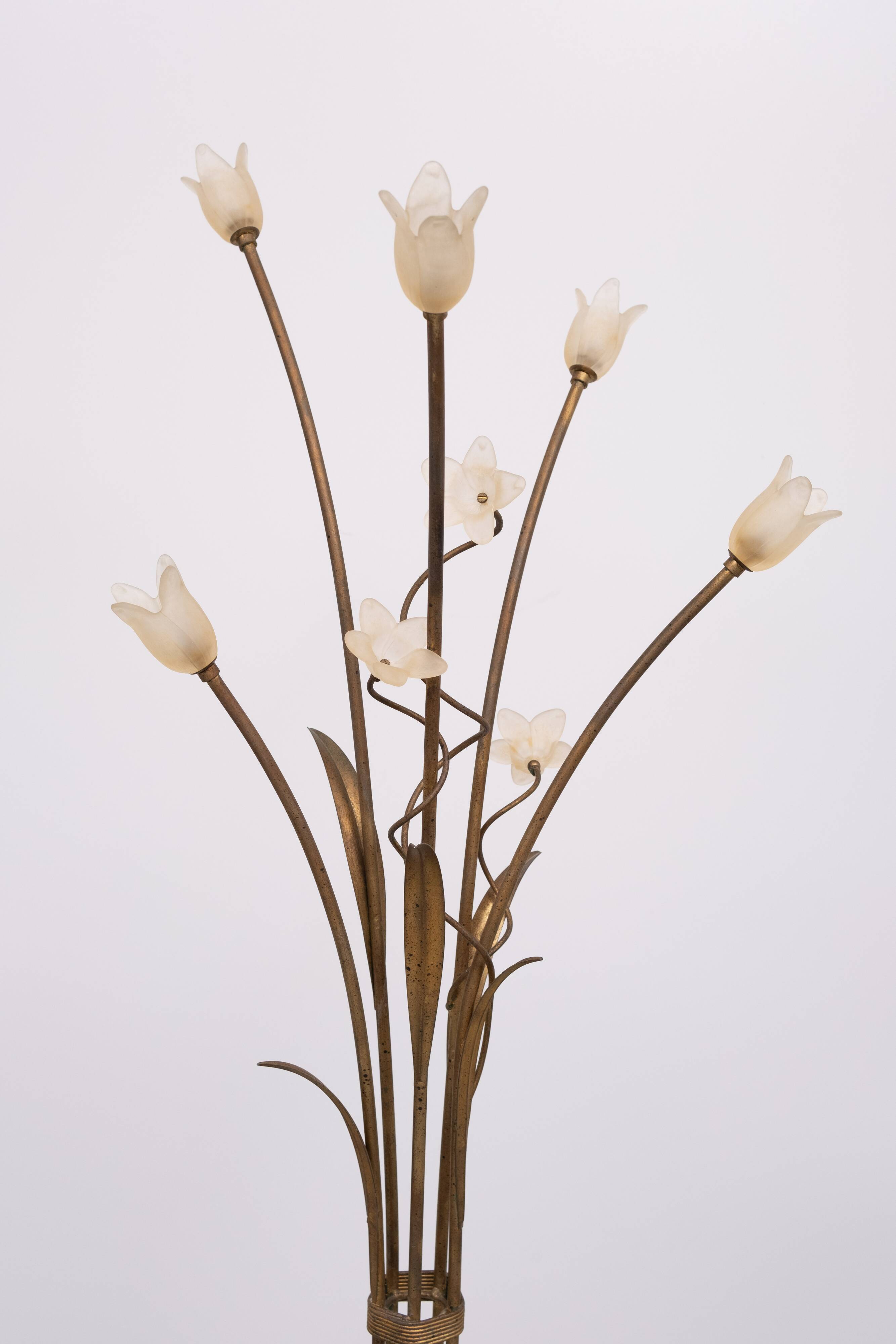 Hollywood Regency Gold flower shaped floor lamp 1980s