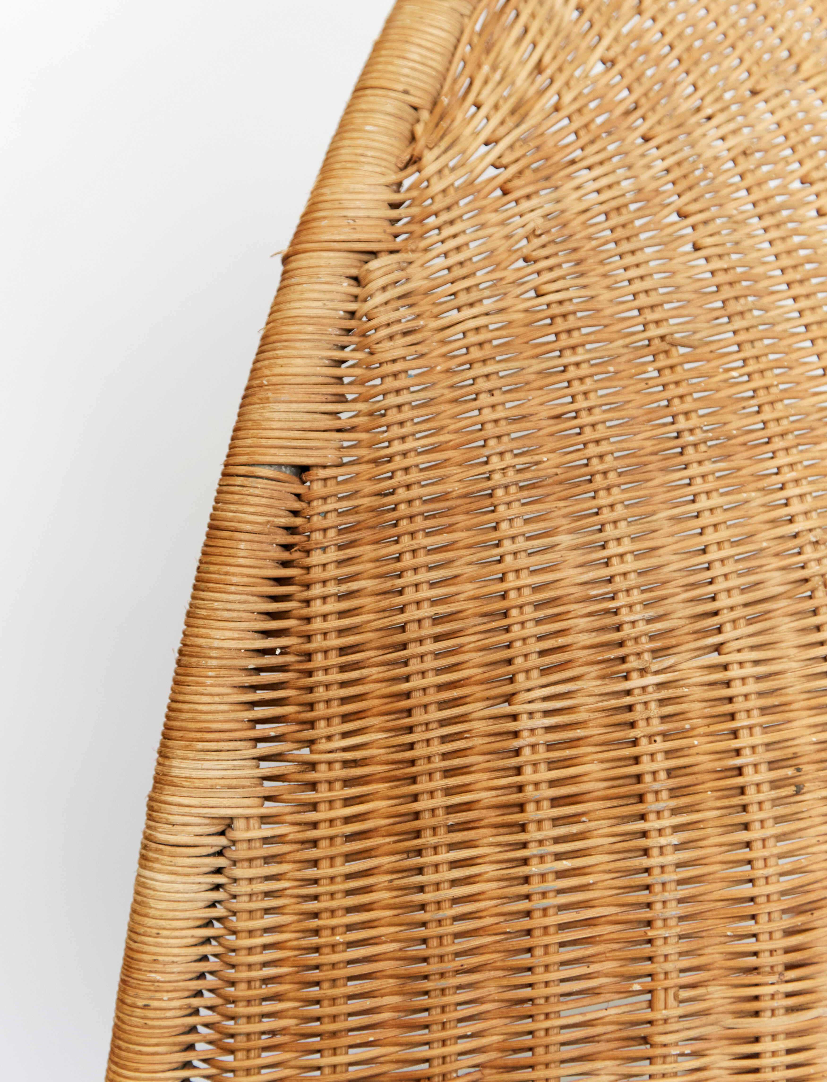 Nanna & Jørgen Ditzel "Hanging Egg" for Rober Wengler