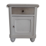 Massive chestnut chevet