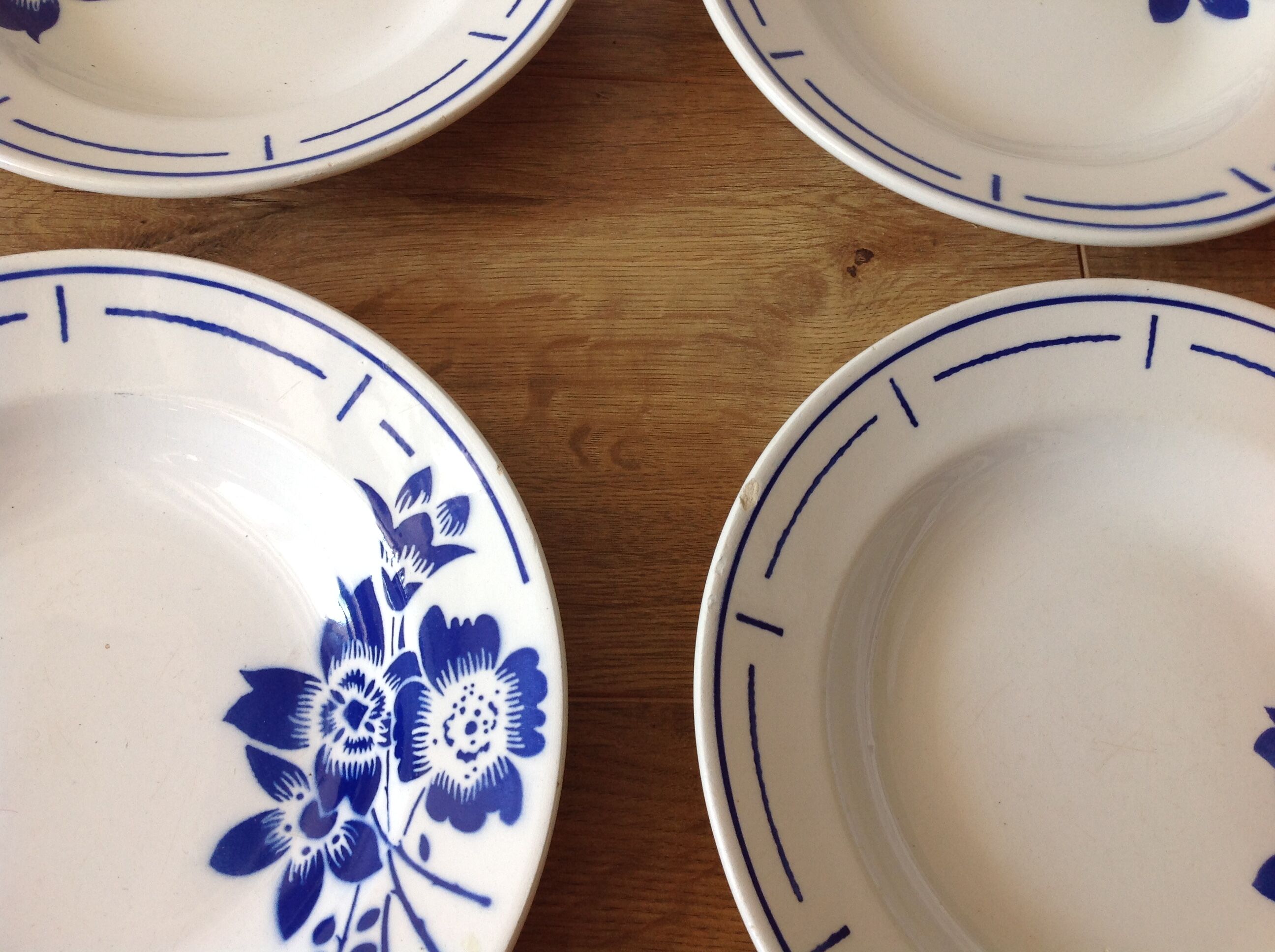 4 blue hollow plates Badonviller