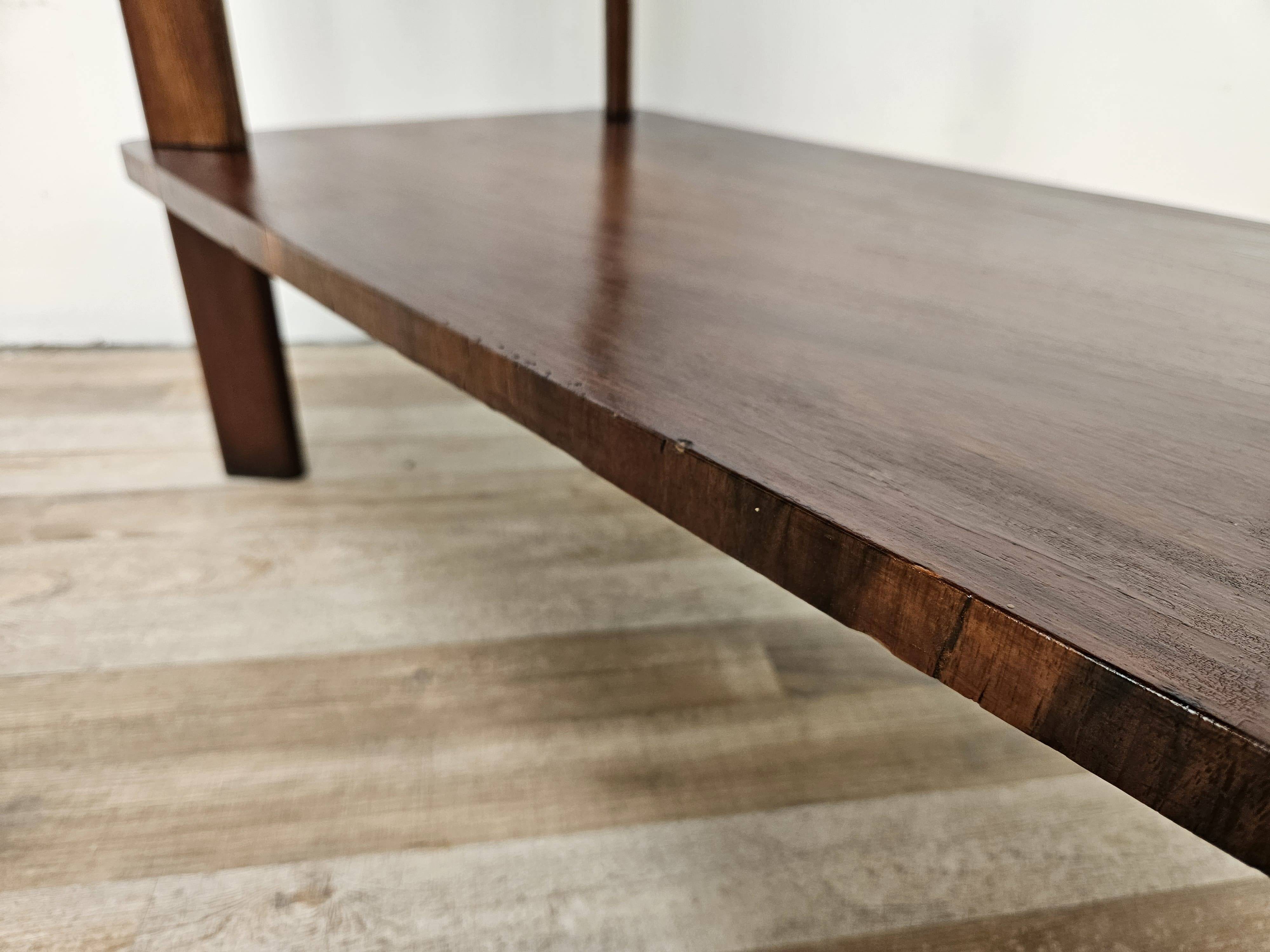 1950s Art Decò walnut coffee table