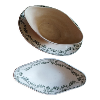 Gravy boat and dish