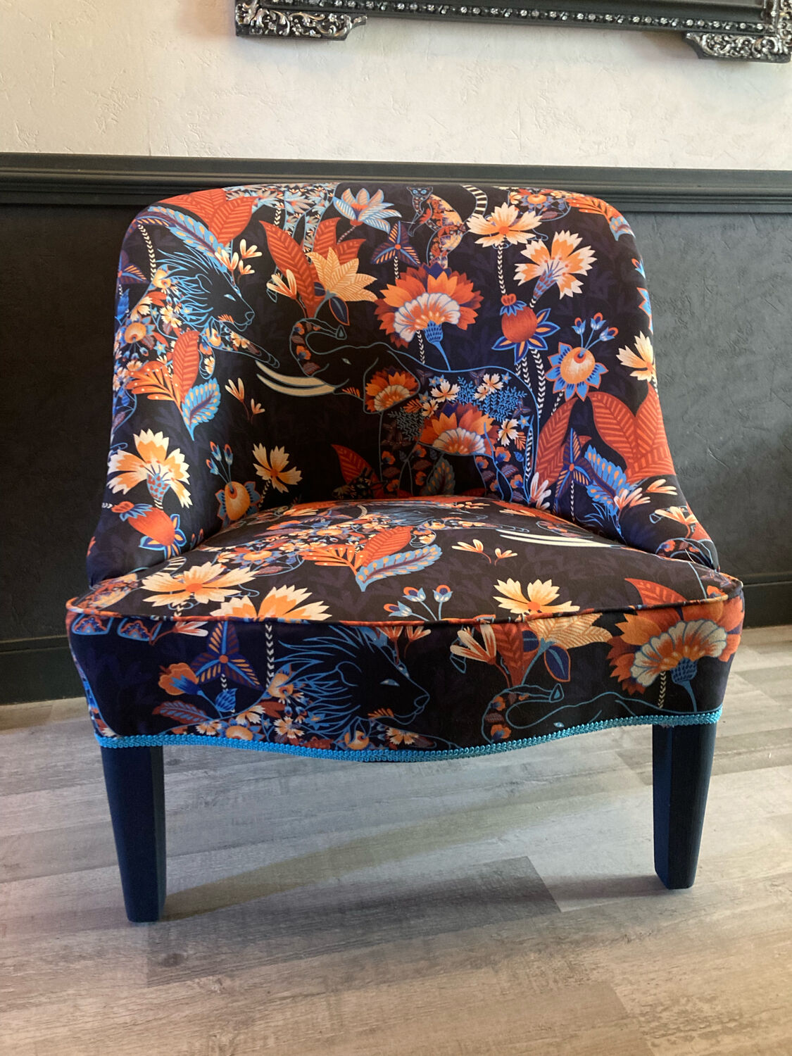 Toad armchair