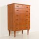 Commode en teck danois dans le style de Johannes Sorth, années 1960.