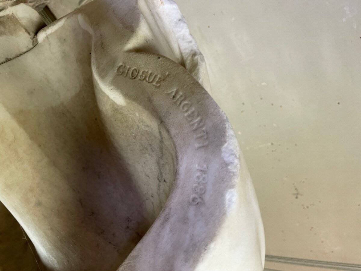 Buste en marbre de Carrare signé et daté Argenti Giosue 1886