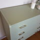 Commode vintage pieds fuseaux