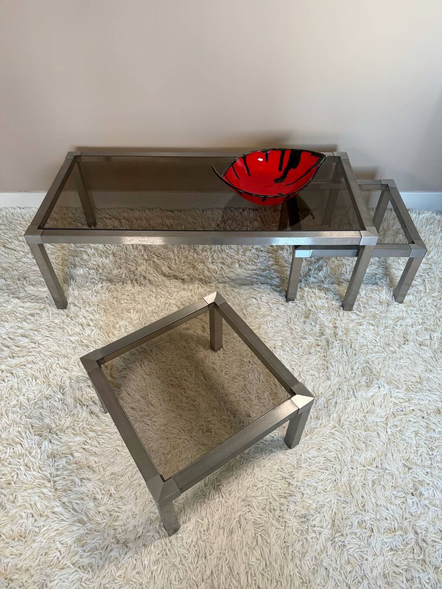 Table basse acier brossé design années 70 et gigognes
