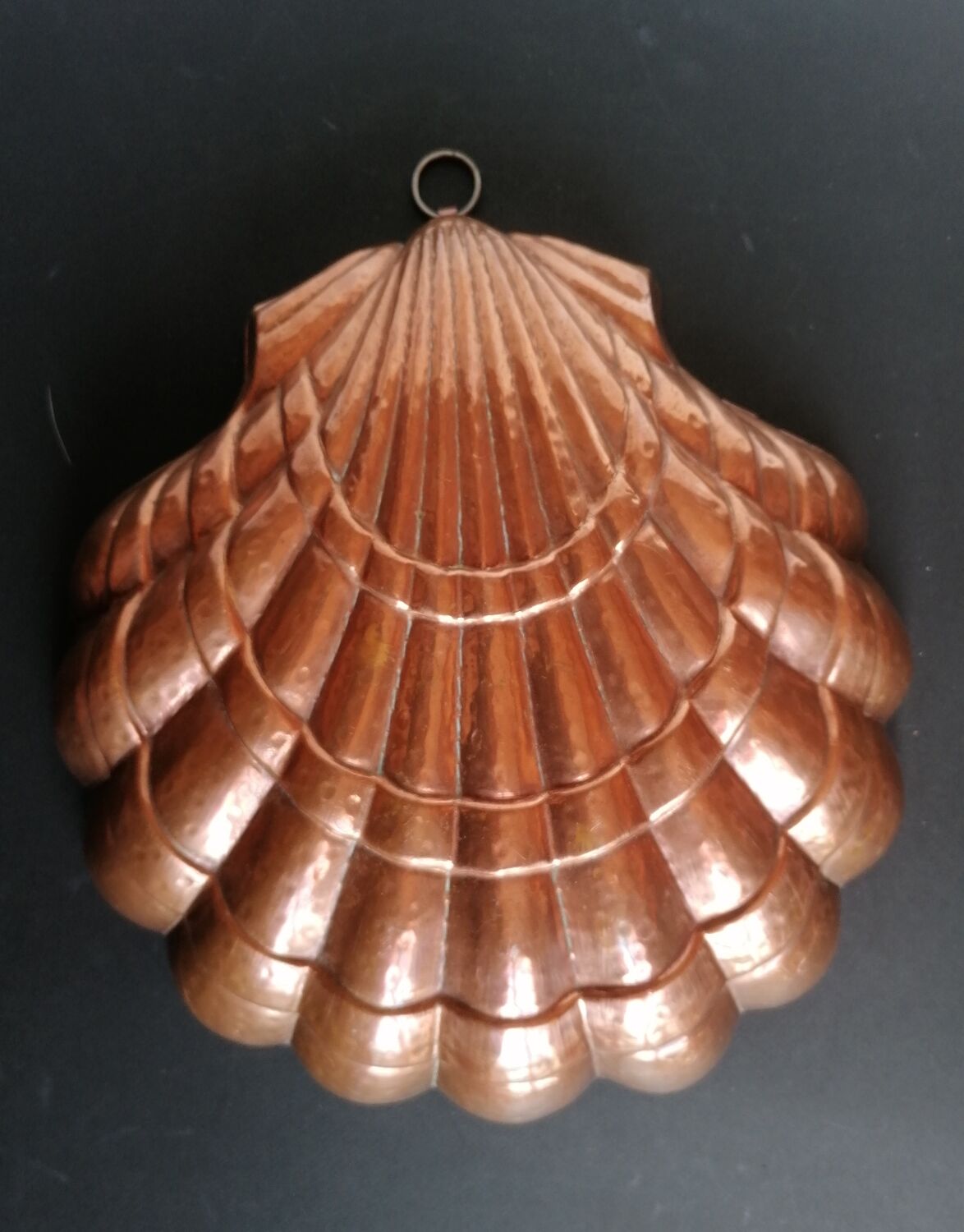 Copper cake mold shell 32 x 31 cm