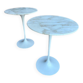 Eero Saarinen Knoll edition side tables in marble