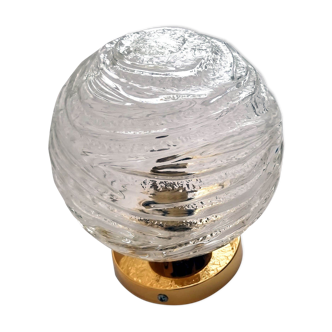 Globe wall lamp *O37