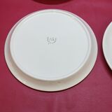6 white oyster plates in Saint St Amand earthenware slip France