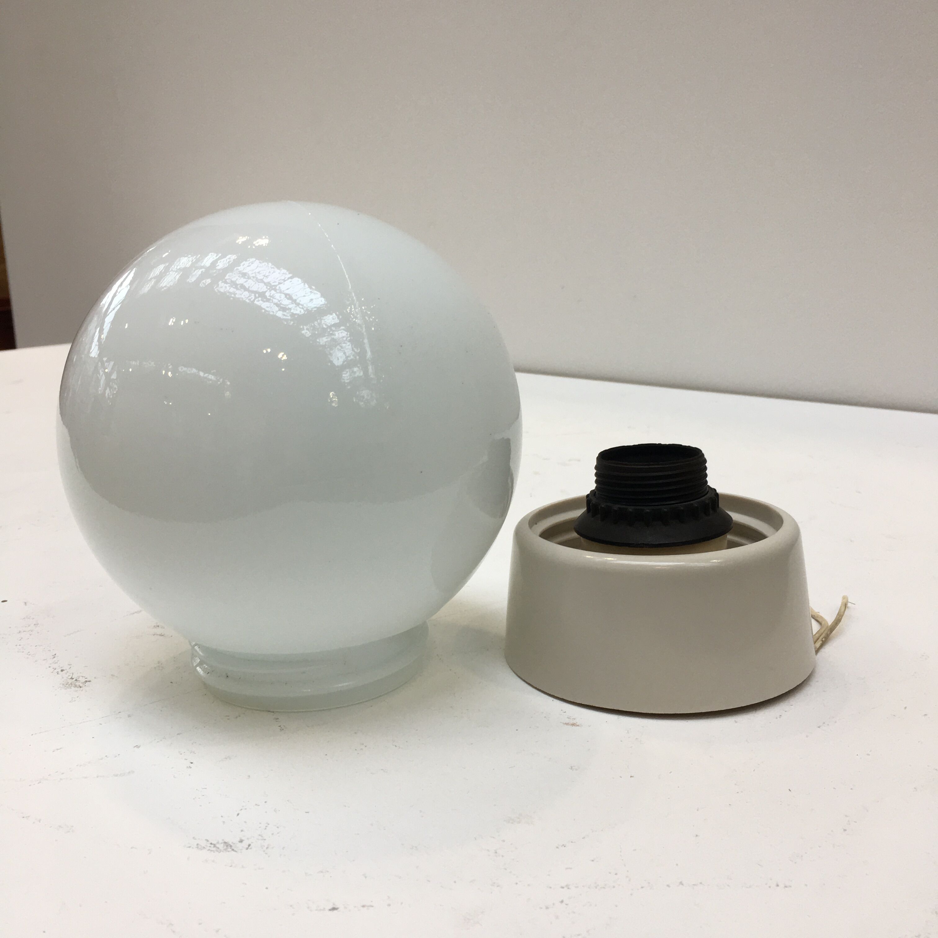 Wall lamp Bo Niko Bauhaus style