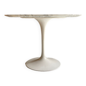 Marble Tulip Dining Table by Eero Saarinen for Knoll