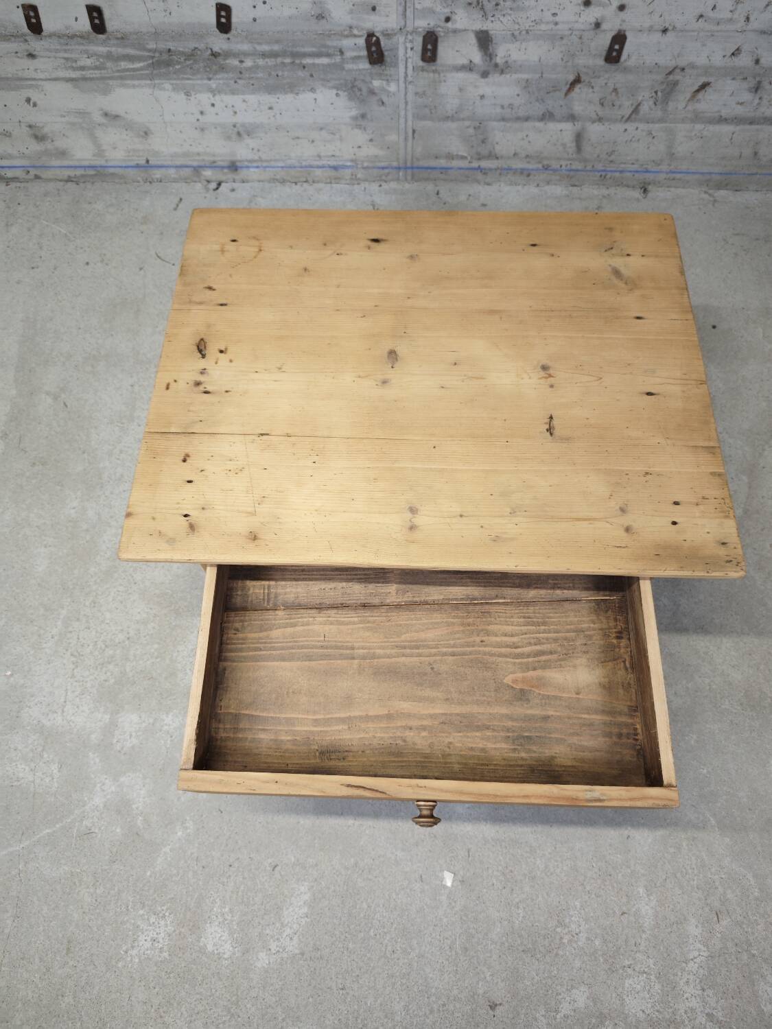 Table basse de ferme