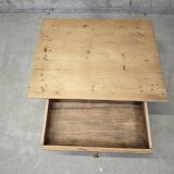 Table basse de ferme