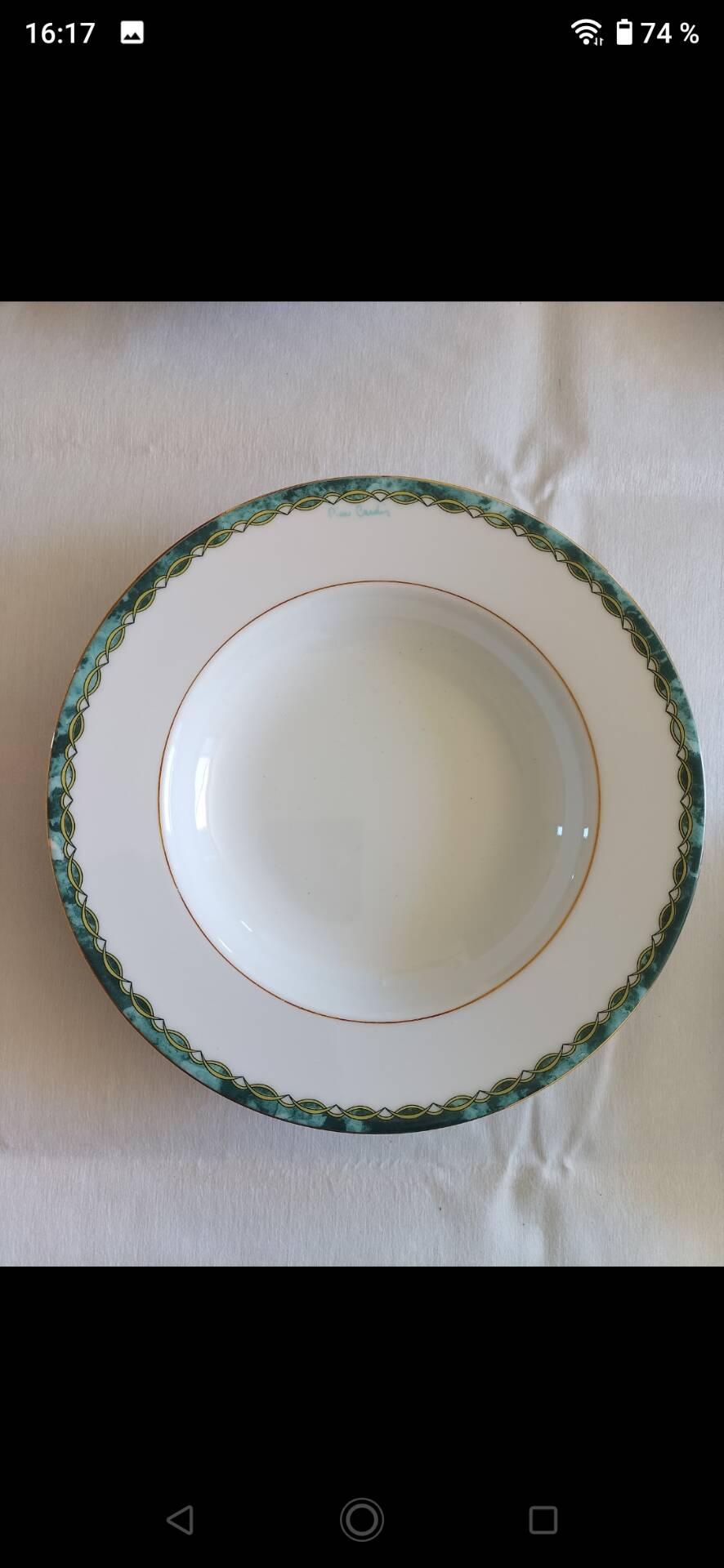 8 deep plates signed Pierre Cardin