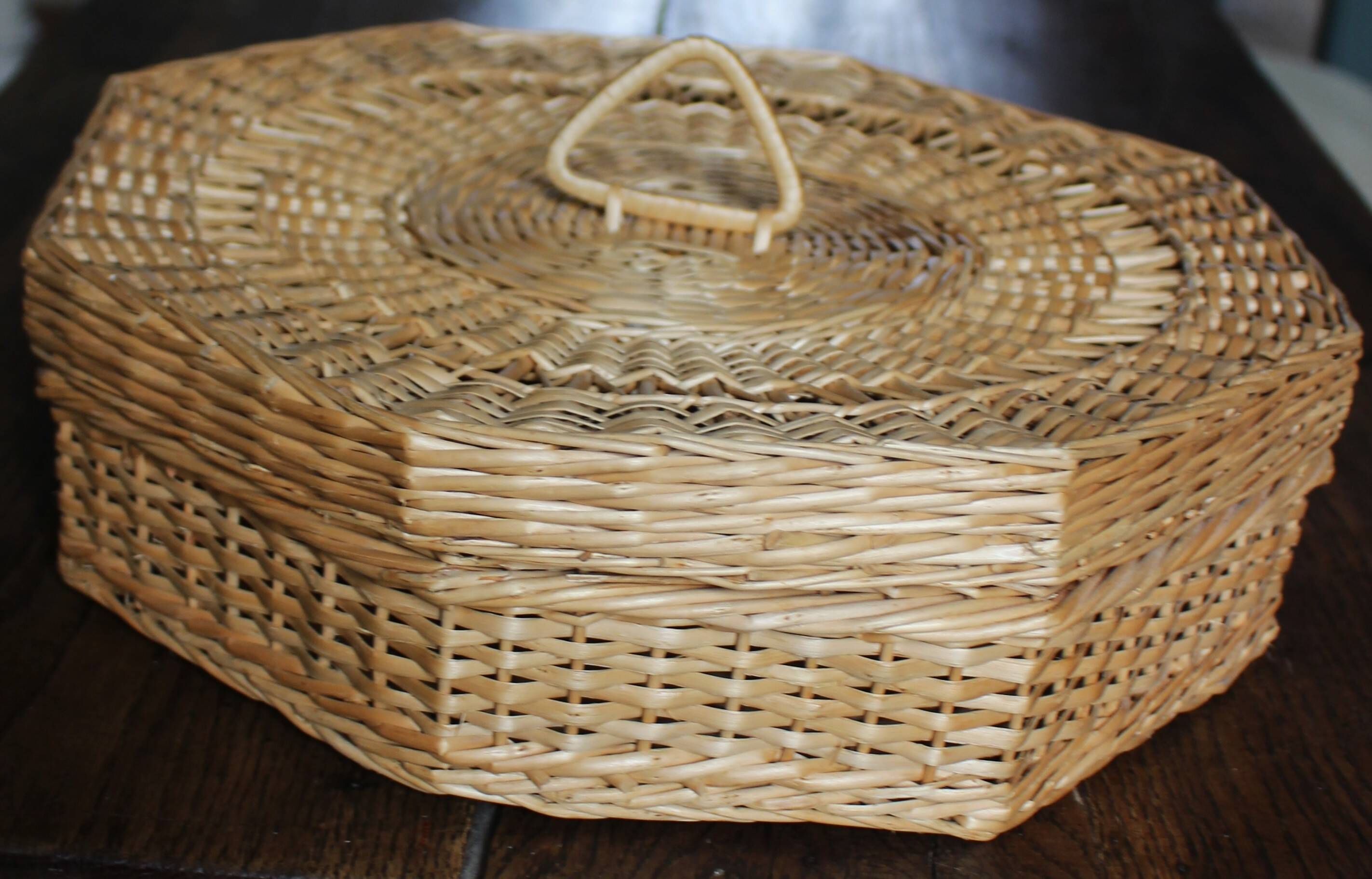 Vintage Octagonal Wicker Basket with Lid
