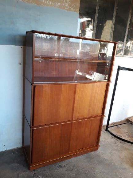 Vintage Oscar lounge bookcase