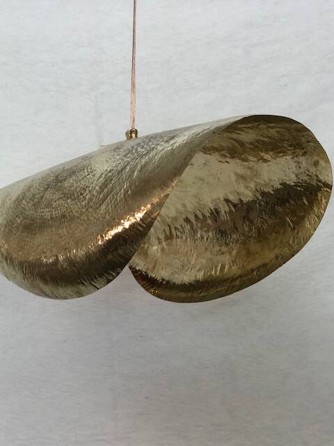 Hammered brass suspension diameter 80