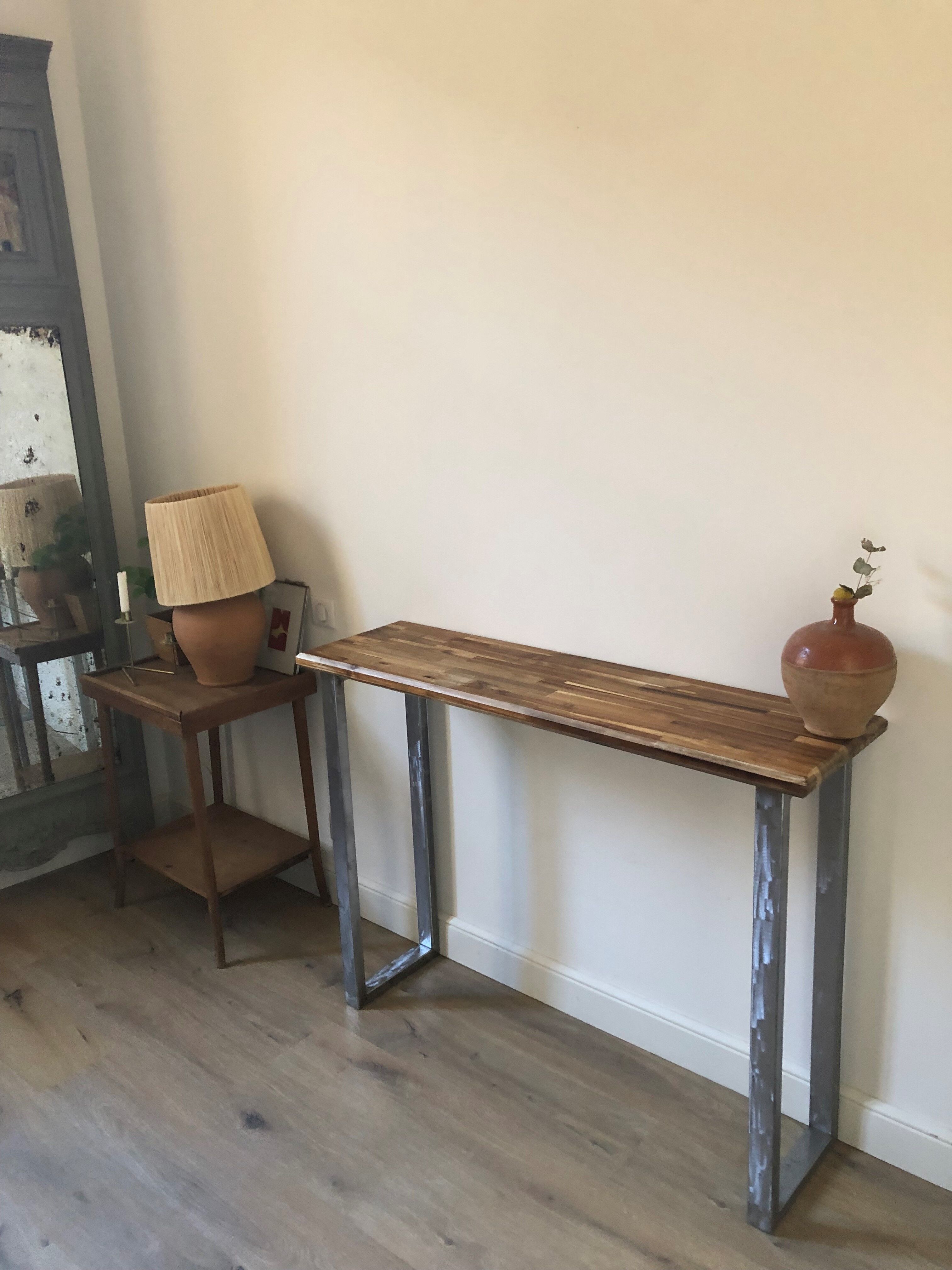 Console in solid acacia and steel legs