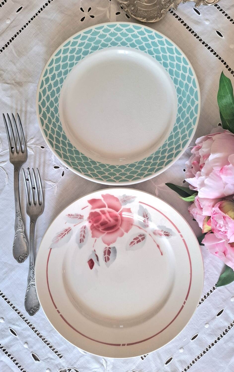 Mismatched antique flat plates in earthenware.