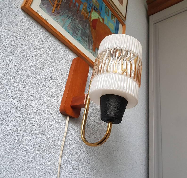 Amber applique years 70