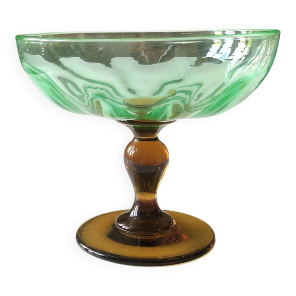 Coupelle à pied en verre