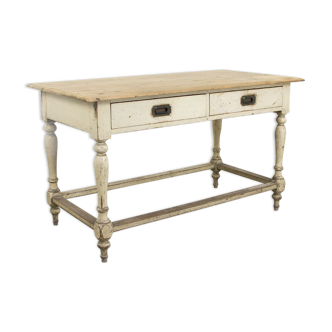 Table victorienne