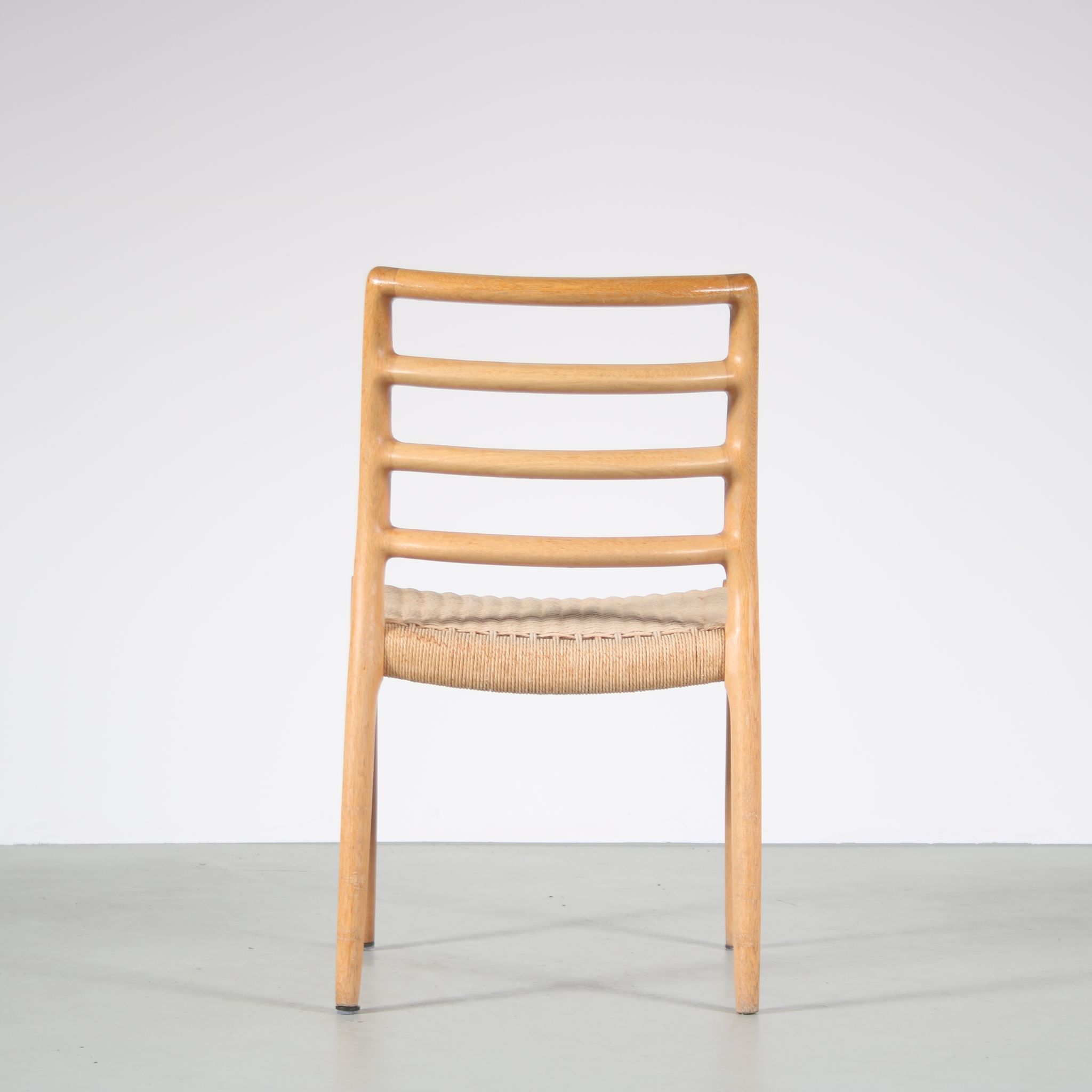 Ensemble de salle à manger en bois de chêne des années 1970 par Moller, Danemark