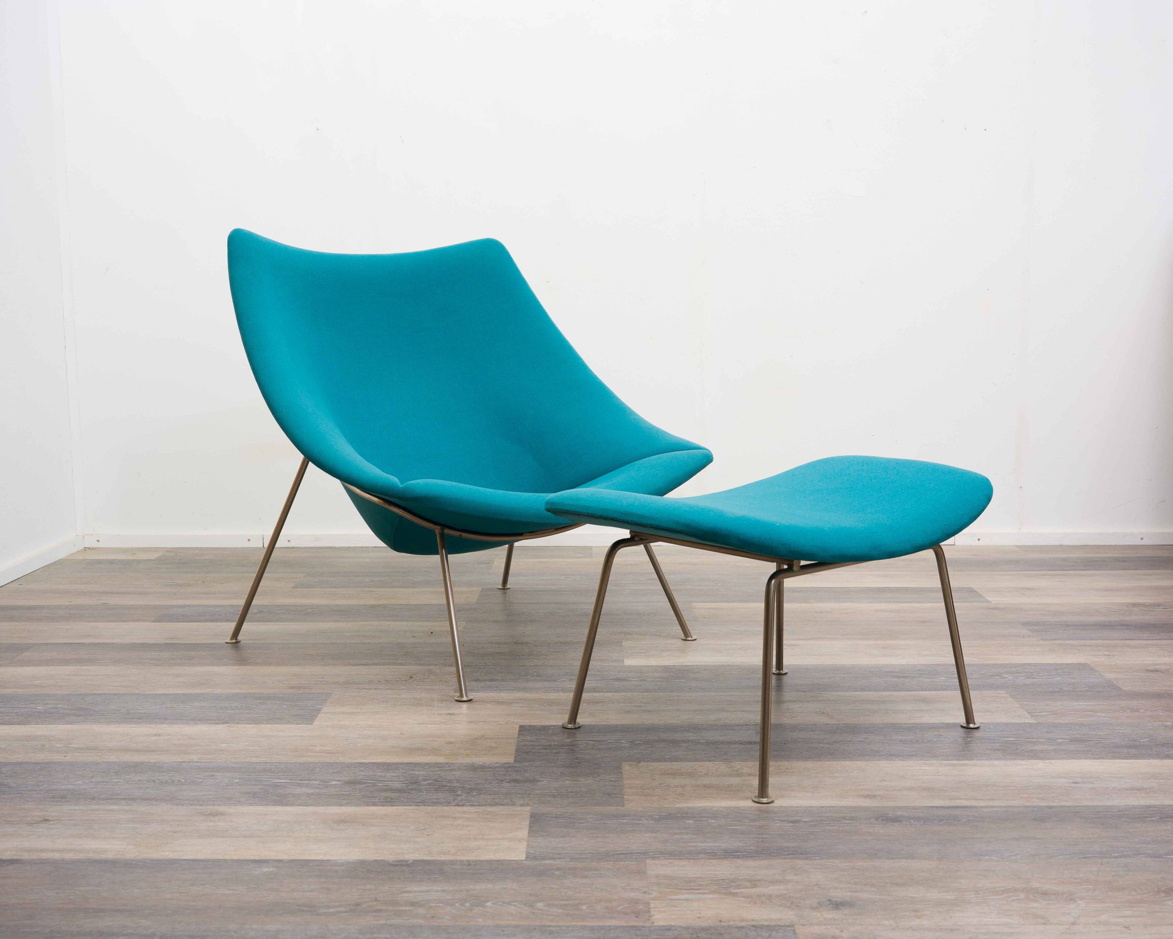 Oyster armchair with ottoman by Pierre Paulin for Artifort