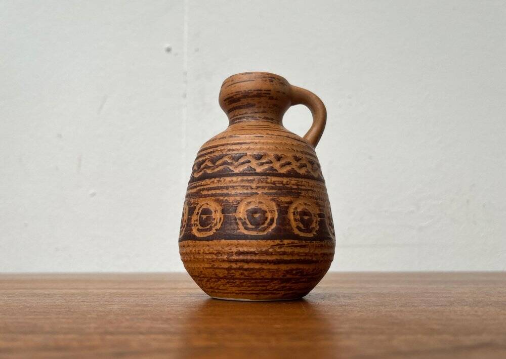 East German pottery vase from the mid-century GDR by Strehla Keramik, 1960s.