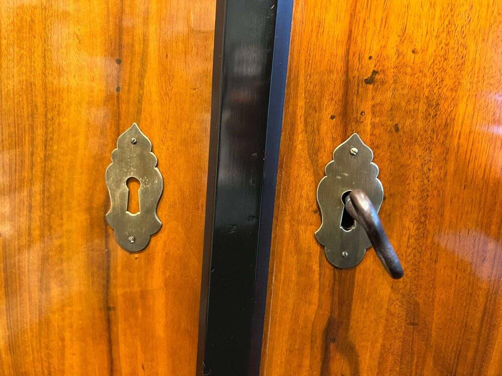 Biedermeier Armoire, Walnut Veneer, Full Columns, Austria/Vienna around 1825