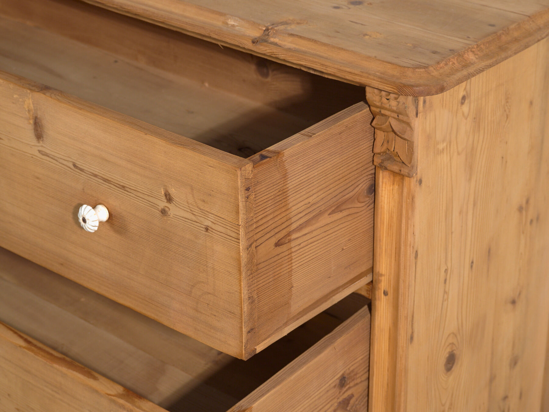 Antique pine commode – Central Europe (c. 1880–1910)