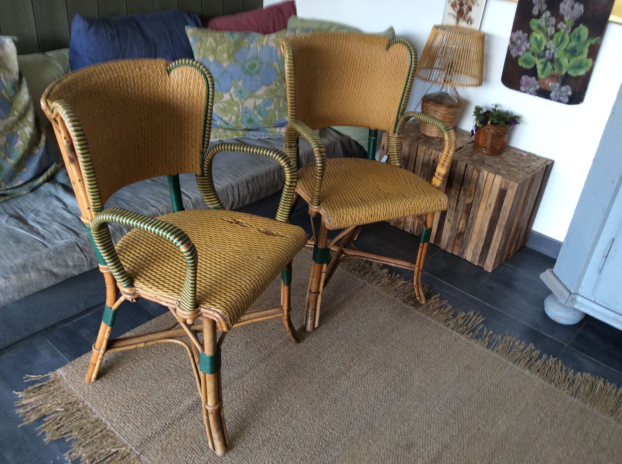Paire de fauteuils en rotin