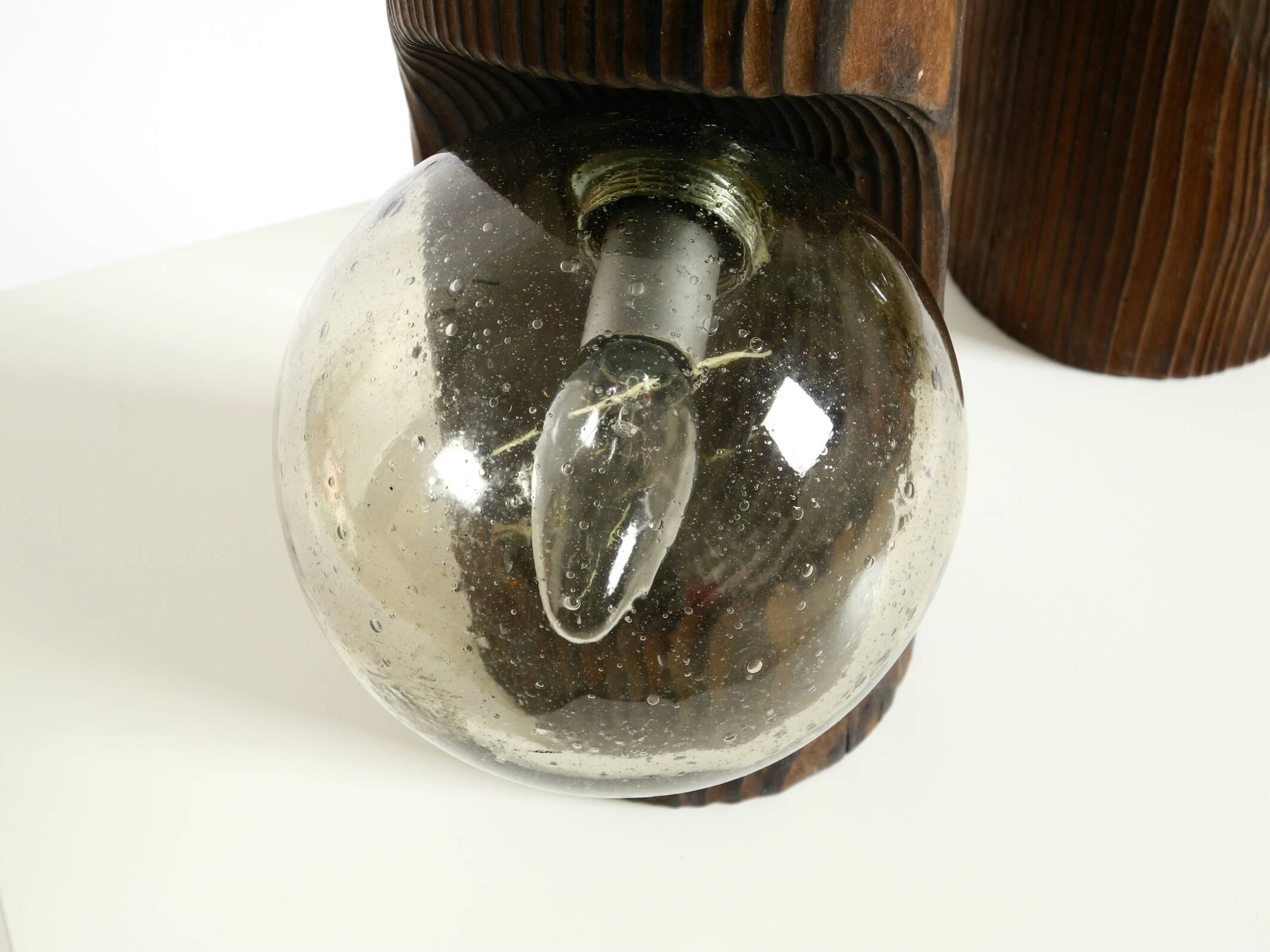 Pair of rare 1960s Temde table and wall lamps made of solid pine