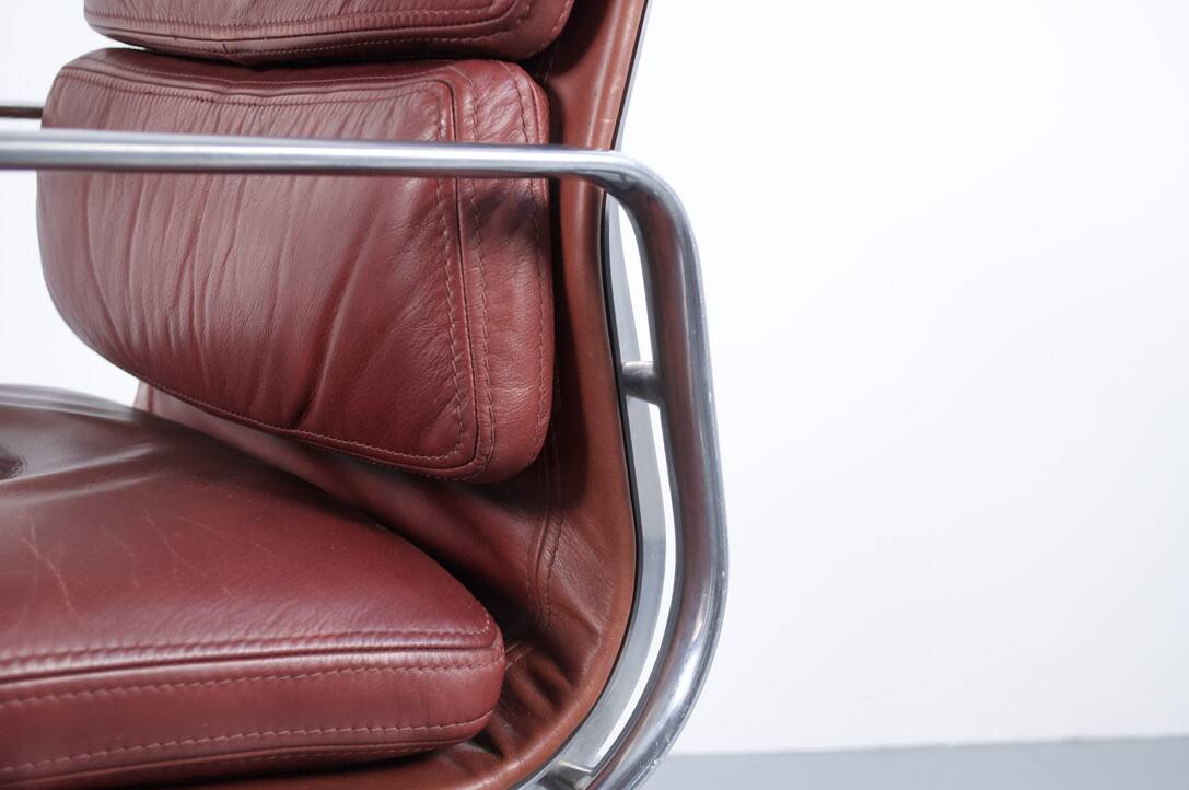 EAMES ARMCHAIR HERMAN MILLER ICF SOFT PAD EA 208 1970s
