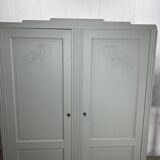 Armoire parisienne
